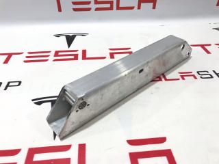 распорка кузова Tesla Model S 1 поколение [2-й рестайлинг] 2021, 1634792-00-B