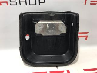 Крышка замка бокса подкапотного Tesla Model S 1 поколение 2016, 1005892-00-B, 1009077-00-D