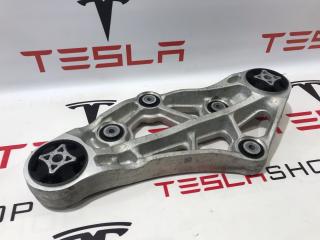 кронштейн двигателя Tesla Model X 1 поколение 2017, 1072964-00-A, 1035000-01-J, 1035300-00-E, 1072847-00-A