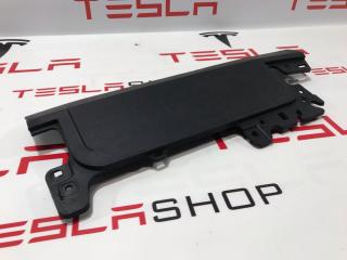 Панель подушки безопасности коленной Tesla Model Y 1 поколение 2020, 1077826-00-D, 1083350-00-E