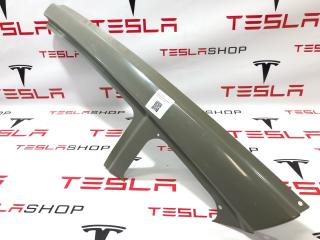 часть кузова (вырезанный элемент) Tesla Model 3 1 поколение (2017 - 2025), 1073677-S0-A