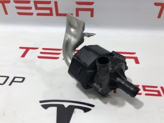 Насос охлаждающей жидкости (Помпа) Tesla Model X 1 поколение 2017, 1037327-00-G, 1027549-00-N