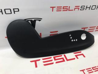 Накладка декоративная сиденья пассажира Tesla Model X 1 поколение 2017, 1083458-00-A, 1067405-00-B