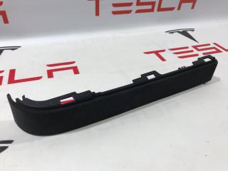 Накладка подъемной задней двери Tesla Model X 1 поколение 2017, 1055059-00-A, 1058265-38-S
