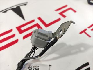 Фишка (разъем) электропроводка подкапотная Tesla Model X 1 поколение 2017, 1036885-00-E, 1058358-03-C, 1072447-82-A