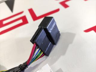 Фишка (разъем) электропроводка подкапотная Tesla Model X 1 поколение 2017, 1036885-00-E, 1058358-03-C, 1072447-82-A