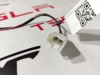 Фишка (разъем) электропроводка подкапотная Tesla Model X 1 поколение 2017, 1082436-02-B