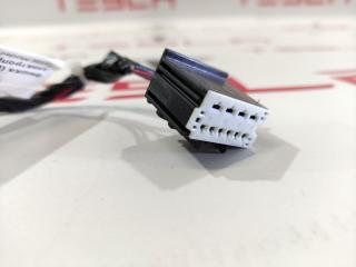 Фишка (разъем) электропроводка подкапотная Tesla Model X 1 поколение 2017, 1082436-02-B