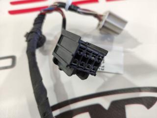 Фишка (разъем) электропроводка подкапотная Tesla Model X 1 поколение 2017, 1082436-02-B