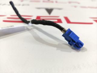 Фишка (разъем) электропроводка подкапотная Tesla Model X 1 поколение 2017, 1082436-02-B, 1507950-00-A