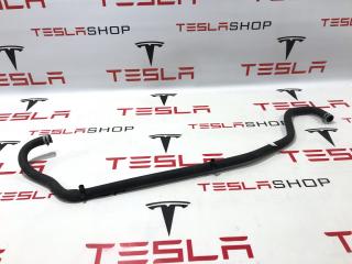 Шланг системы охлаждения насос - чарджер Tesla Model S 1 поколение [рестайлинг] 2017, 1065387-00-C
