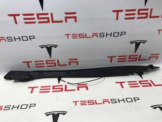 Датчик прижатия (накладка крышки багажника) Tesla Model X 1 поколение 2017, 1036579-00-C, 1056299-00-C