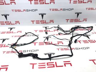 Проводка крышки багажника Tesla Model S 1 поколение [рестайлинг] 2017, 1004428-91-P