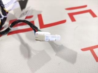 Фишка (разъем) электропроводка подкапотная Tesla Model X 1 поколение 2017, 1082436-02-B, 1507950-00-A