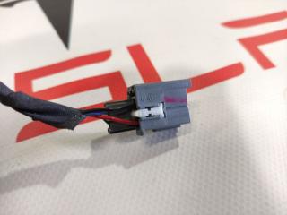 Фишка (разъем) электропроводка подкапотная Tesla Model X 1 поколение 2017, 1082436-02-B, 1507950-00-A