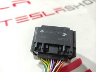 разъем (фишка) проводки Tesla Model X 1 поколение 2017, 1072429-72-A, 1072429-02-A