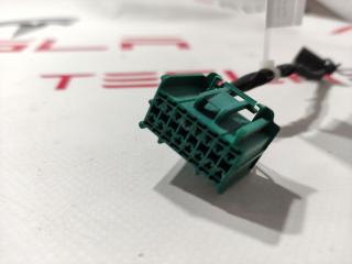 разъем (фишка) проводки Tesla Model X 1 поколение 2017, 1072429-72-A, 1072429-02-A