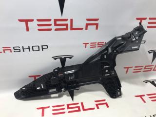 Кронштейн внутренний стойки C Tesla Model S 1 поколение [рестайлинг] 2017, 1009273-00-E