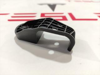 кронштейн (крепление) Tesla Model S 1 поколение [рестайлинг] (2016 - 2021), 1106602-00-A