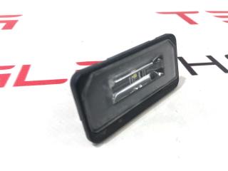 подсветка номера Tesla Model S 1 поколение [рестайлинг] 2017, 1034341-00-B