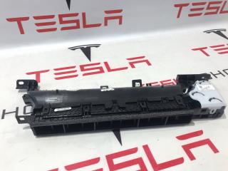 Воздуховод центральной панели Tesla Model 3 1 поколение 2020, 1083320-00-F, 2080547-00-X, 1135554-00-A