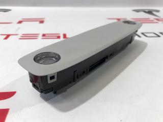 Фонарь подсветки салона Tesla Model 3 1 поколение 2020, 1092575-00-J