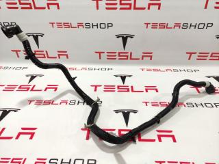 Патрубок системы охлаждения заднего мотора Tesla Model 3 1 поколение 2020, 1077595-00-E