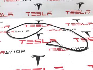 Датчик прижатия люка панорамной крыши Tesla Model S 1 поколение (2012 - 2016), 1039448-00-V