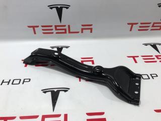 Направляющая сиденья второго ряда (крепление батареи) средняя Tesla Model 3 1 поколение 2020, 1098704-00-D