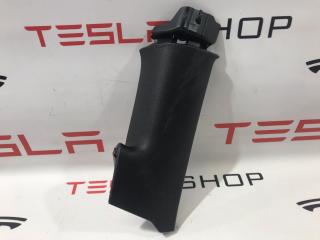 Накладка стойки С Tesla Model 3 1 поколение 2020, 1086273-90-F