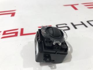 Кнопка управления на руле Tesla Model 3 1 поколение 2019, 1094966-00-F, 1583976-00-A