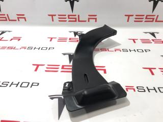 Воздуховод обогрева 2-го ряда сидений Tesla Model 3 1 поколение 2020, 1092166-00-A