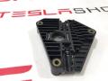 Кронштейн мотора привода люка Tesla Model S 1 поколение 2014, 6008697-00-A - фото №3