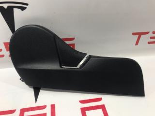 Накладка декоративная сиденья водителя Tesla Model Y 1 поколение (2020 - 2025), 1088965-00-C
