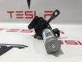 Электродвигатель регулировки угла наклона водит./пасс. сиденья Tesla Model Y 1 поколение (2020 - 2025), 1099212-00-B - фото №4