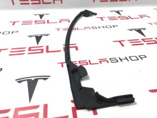Уплотнитель задней двери Tesla Model S 1 поколение 2015, 1005423-00-D