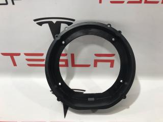 Подиум динамика Tesla Model S 1 поколение 2015, 1004833-04-A, 1000375-001