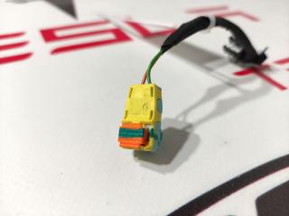 разъем (фишка) проводки Tesla Model X 1 поколение 2017, 1072429-72-A, 1072429-02-A