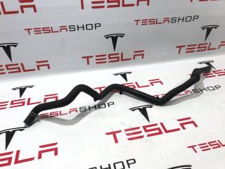 Шланги охлаждающей жидкости Tesla Model S 1 поколение 2015, 1037296-00-C