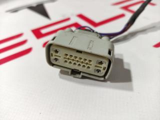 разъем (фишка) проводки Tesla Model X 1 поколение 2017, 1082436-02-B