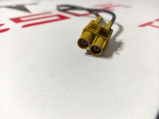 разъем (фишка) проводки Tesla Model X 1 поколение 2017, 1082436-02-B