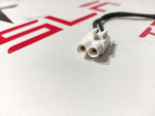 разъем (фишка) проводки Tesla Model X 1 поколение 2017, 1082436-02-B