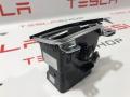 Воздуховод центральной панели (пассажирский) Tesla Model S 1 поколение 2015, 6007628-00-C - фото №4