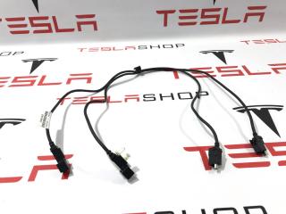 Кабель USB Tesla Model S 1 поколение 2015, 1004815-08-B