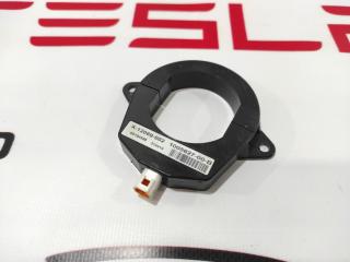 Антенна системы комфортного доступа Tesla Model S 1 поколение 2015, 1005627-00-B