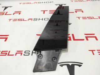 Накладка стойки B, наружная Tesla Model S 1 поколение 2015, 1004534-00-B