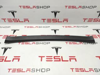 накладка двери (крышки) багажника Tesla Model S 1 поколение [рестайлинг] 2017, 1009236-00-H, 1009255-00-G