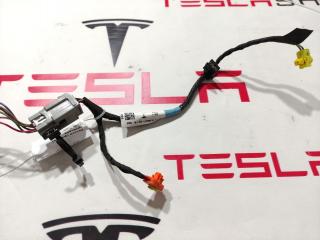 разъем (фишка) проводки Tesla Model S 1 поколение 2015, 1039007-00-A, 1004422-91-N