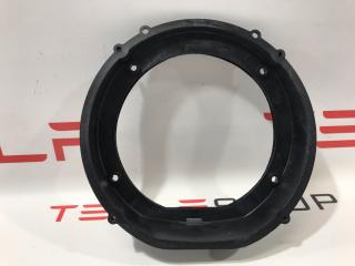 Подиум динамика Tesla Model X 1 поколение 2017, 1004833-11-A, 1004833-04-A