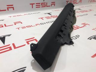 обшивка двери задняя правая Tesla Model X 1 поколение 2017, 1037521-18-I, 1037521-18-K, 1036080-00-A